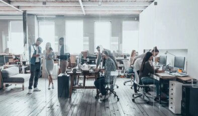 İşe 40 dakika erken geldiği için işten kovuldu