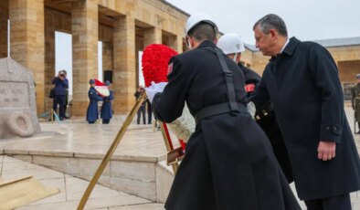İsmet İnönü, vefatının 52’nci yılında Anıtkabir’de düzenlenen resmi törenle anıldı