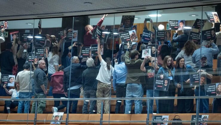 İsrail Meclisi’nde 7 Ekim krizi: Oylama protestoyla bölündü