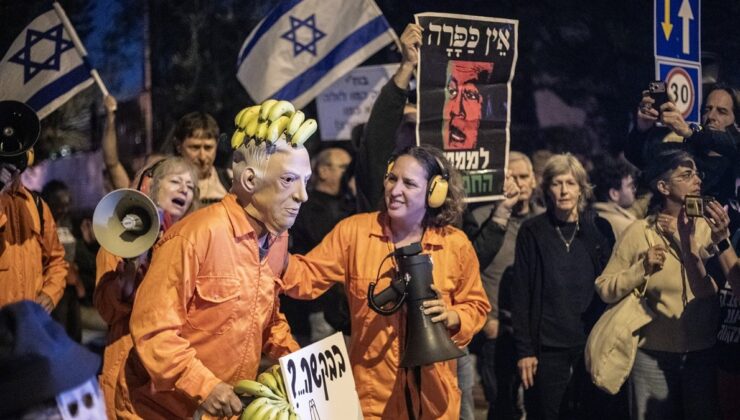 İsrail’de Netanyahu’nun af talebi protesto edildi: Muz cumhuriyeti