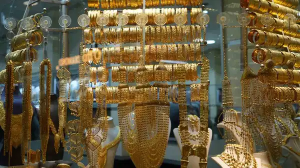 İstanbul Büyükçekmece’de milyonluk vurgun: Kuyumcu altınlarla ortadan kayboldu!