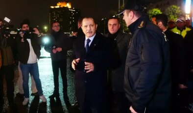 İstanbul İl Emniyet Müdürü Yıldız, yılbaşı için alınan önlemleri yerinde denetledi