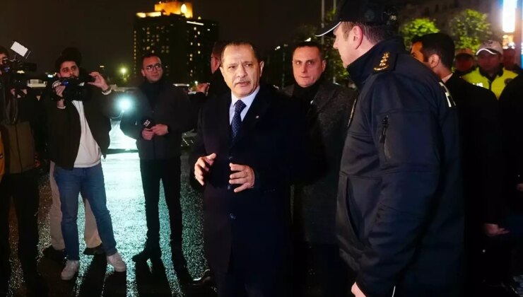 İstanbul İl Emniyet Müdürü Yıldız, yılbaşı için alınan önlemleri yerinde denetledi