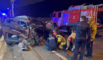İstanbul, Maltepe’de 4 araçlık zincirleme kaza: Yaralılar var!