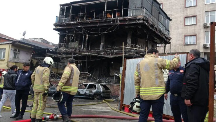 İstanbul Pendik’te korkutan yangın… Otomobilde başladı, bina ve mekanlara sıçradı!