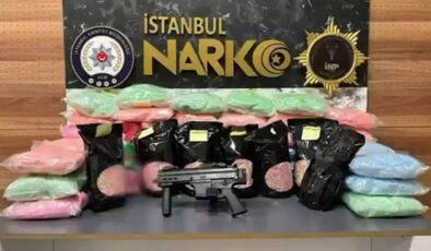 İstanbul’da eve uyuşturucu operasyonu: 601 bin uyuşturucu hap ele geçirildi!