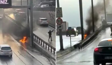 İstanbul’da sıcak dakikalar… Seyir halindeki motosiklet alev alev yandı!