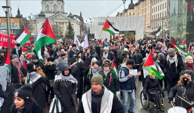 İsveç’te yüzlerce kişi sokağa indi: İsrail protesto edildi
