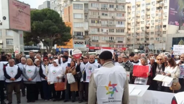 İzmir’de emeklilerden ‘bütçe’ protestosu