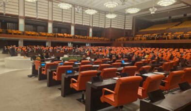 Kartalkaya protestosu! Muhalefet, Bakan Ersoy’u dinlemeden Meclis’i terk etti