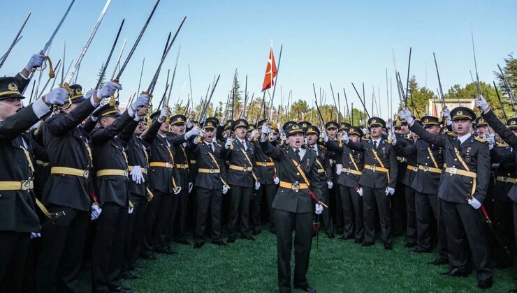 Kılıçlı yemin töreni… Teğmen cezanın iptali için başvurmuştu: Mahkeme kararını verdi