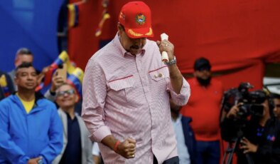 Maduro, dans ederek ABD’ye barış çağrısında bulundu