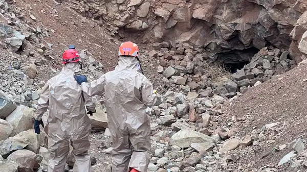 Mağarada jeneratör gazından zehirlenip öldü