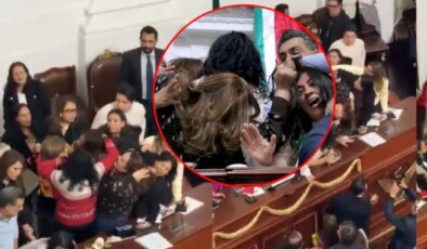 Meksiko Şehri Kongresi’nde kavga: Saç baş birbirlerine girdiler