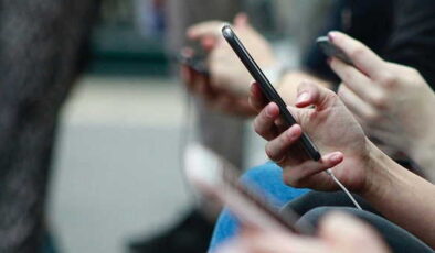 Modern çağın görünmez bağımlılığı: Nomofobi nedir?