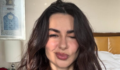 Nesrin Cavadzade dekoltesiz! Kıyafetine yorum yağdı