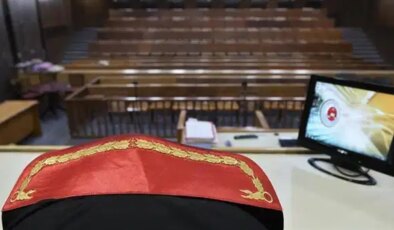 Oğlunu bıçaklayarak öldürmüştü: Yeniden yargılanan babaya 15 yıl 10 ay hapis!