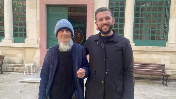 Ömrü sokaklarda geçti, ilk evine 85 yaşında kavuştu