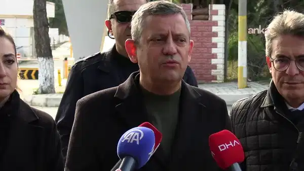 Özgür Özel’den Saray’a ‘İHA’ yanıtı: ‘Bir dezenformasyon varsa Burhanettin Duran yapmıştır’