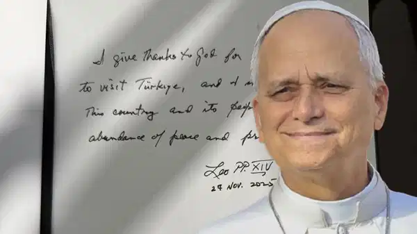 Papa 14. Leo Anıtkabir Özel Defteri’ni imzaladı