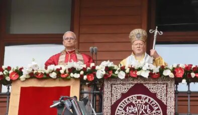 Papa 14. Leo Fener Rum Patrikhanesi’nde ayine katıldı