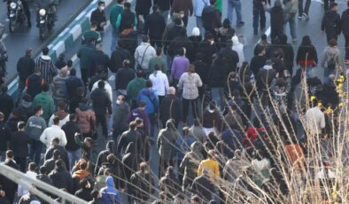 Pezeşkiyan’dan protesto uyarısı: İç zayıflama ülkeye zarar verir