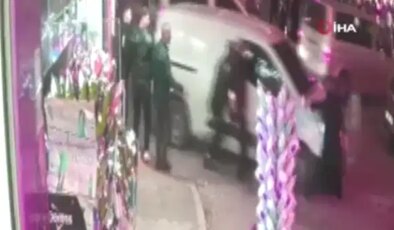 Polisten kaçarken yaşlı kadını ezdiler: O anlar kamerada!