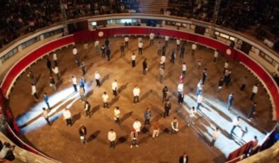 Sabancı Müzesi kapılarını feminist sanatçı Suzanne Lacy’e açtı: ‘Kadın görünür olursa toplum dönüşür’