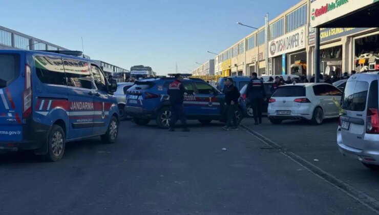 Sanayi sitesinde alacak-verecek kavgası: 4 yaralı