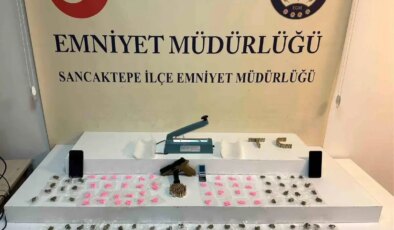 Sancaktepe’de düzenlenen operasyonda çok sayıda uyuşturucu madde ele geçirildi