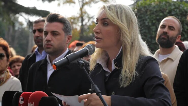 Saraçhane’de 18. ADA buluşması… Dilek İmamoğlu’ndan ‘dedikodu çarkı’ tepkisi: ‘Kişilerin özel hayatları sayfa sayfa ifşa ediliyor!’