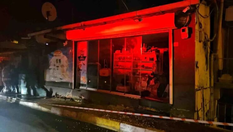 Sarıyer’de üst katı kayan bina gecekonduya yaslandı: Facianın eşiğinden dönüldü