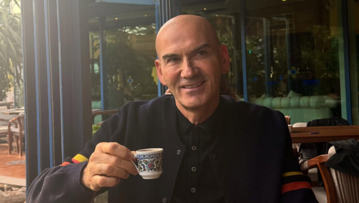 Şarkıcı Altay’ın sahne ritüelleri