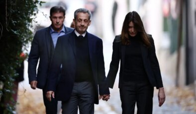 Sarkozy ve eşi hakkında Libya davasında yeni suçlama