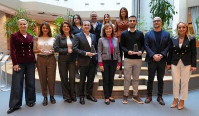 ‘Secure The Future’ ile kadınlar teknoloji dünyasına adım atıyor