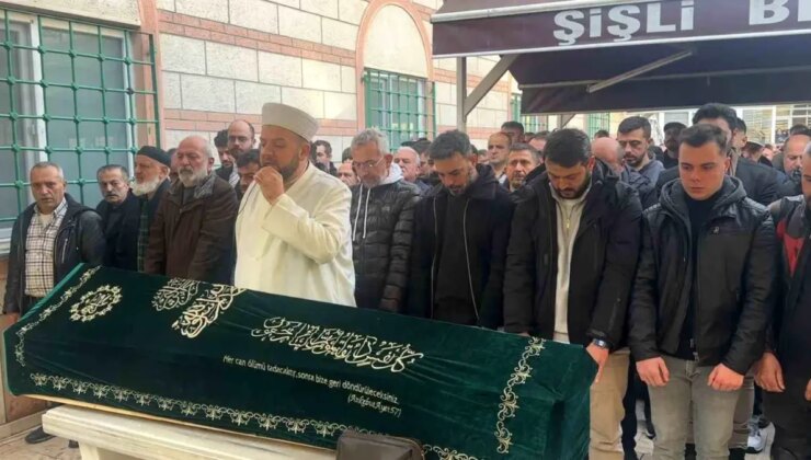 Şişli’de otomobilin kaldırıma çıkarak yayaların arasına daldığı kazada ölen kişi son yolculuğuna uğurlandı