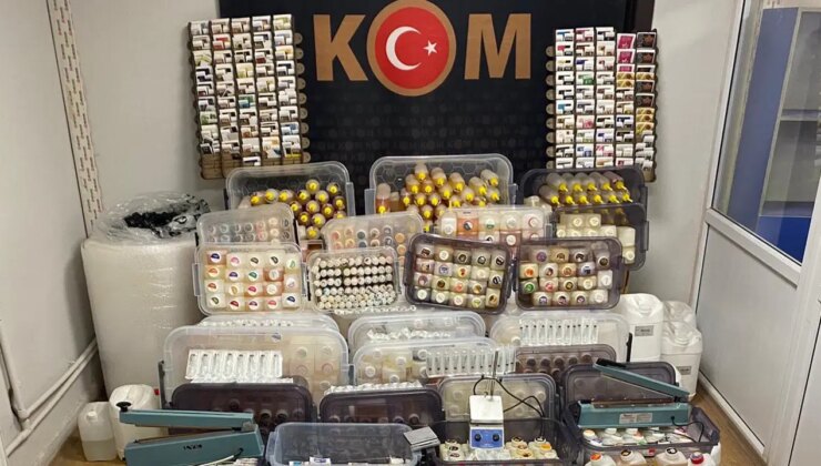 Sivas’ta kaçak tütün ürünleri imalathanesine operasyon: Büyük miktarda elektronik sigara likiti ele geçirildi!