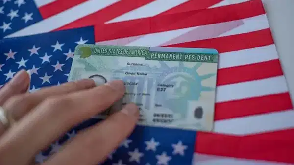 Son dakika… ABD’den kritik karar: Green Card programı süresiz olarak askıya alındı!