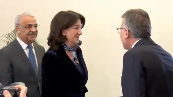 Son Dakika… DEM Parti-AKP görüşmesi başladı