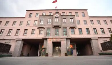 Son dakika… MSB’den SDG’ye ’10 Mart Mutabakatı’ uyarısı: ‘Suriye hükümeti inisiyatif alırsa Türkiye destek olacak’