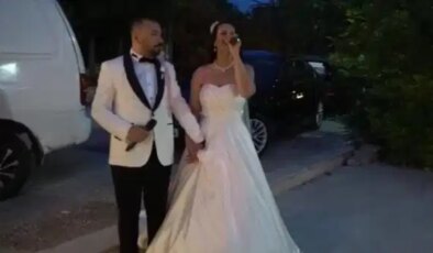 Sosyal medyada gündem olmuştu: Düğünlerinde söyledikleri şarkı başlarına iş açtı!
