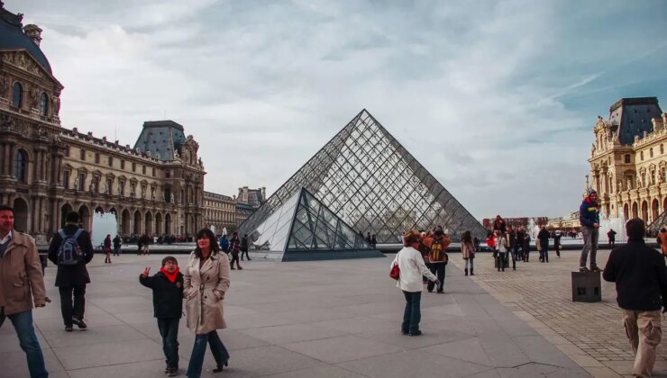 Soygunla gündeme gelen müze grev nedeniyle kapalı