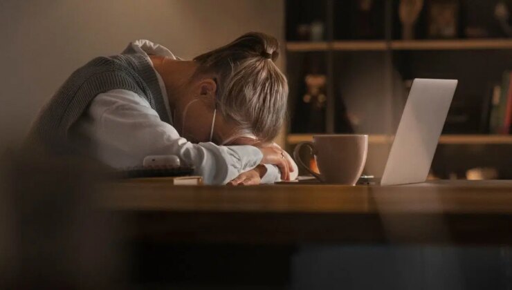 Sürekli yorgunluk ve uyku hali mevsimsel olabilir! Kış depresyonunu yenmek için neler yapılmalı?