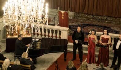 Surp Asvadzadzin Katedrali’nde ‘Noel Ezgileri’