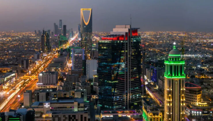 Suudi Arabistan’ın bazı bölgelerinde alkol satışına izin