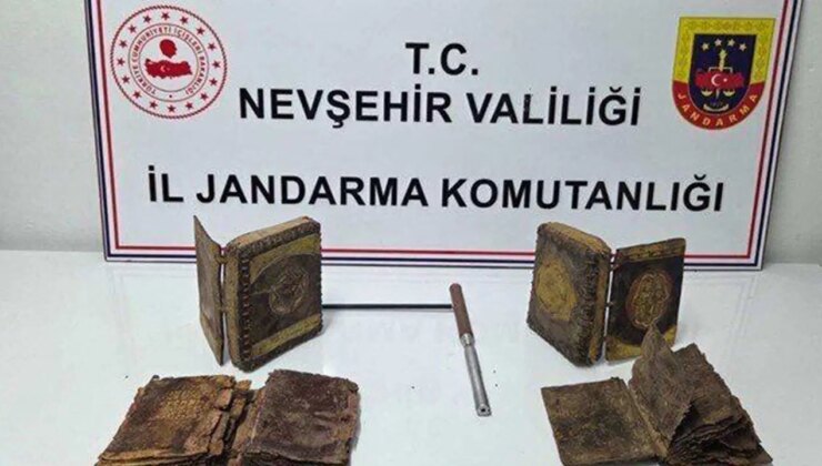 Tarihi eser niteliği taşıdığı değerlendirilen 2 Tevrat ele geçirildi