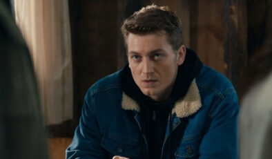 Taşacak Bu Deniz’in İso’su marjinal çıktı! Sırtındaki devasa dövme…