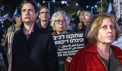 Tel Aviv’de Netanyahu hükümetine protesto