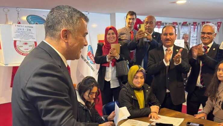 Teoman Mutlu, yeniden genel başkan seçildi