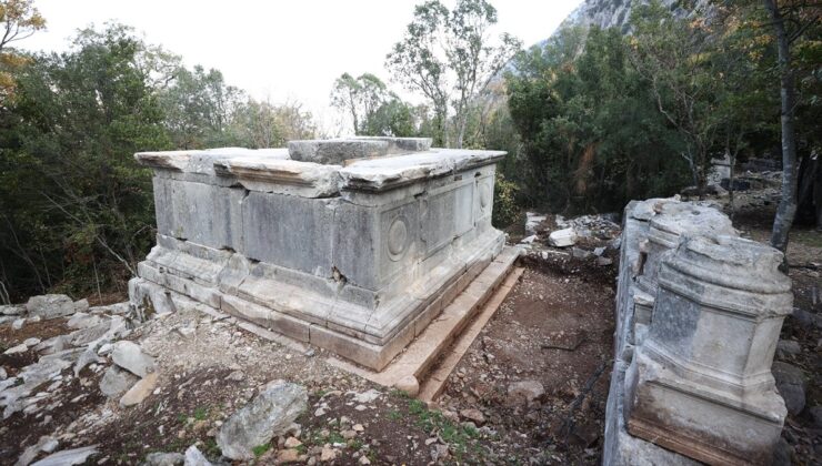 Termessos’ta ilk kazı: 14 metrelik anıt mezarlar ayağa kalkıyor